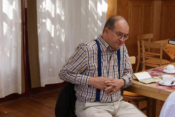 Pressemitteilung: Arnold Vaatz zum Anschlag auf das BuchHaus Loschwitz